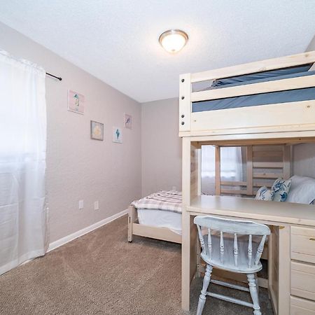 Forever Summer - Entire House! With King Bed! Clearwater Exterior photo