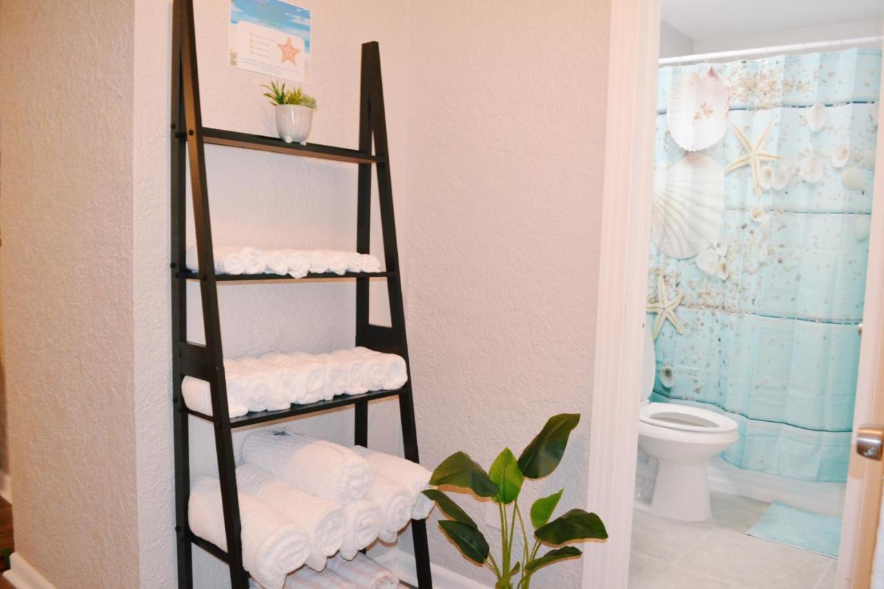 Forever Summer - Entire House! With King Bed! Clearwater Exterior photo