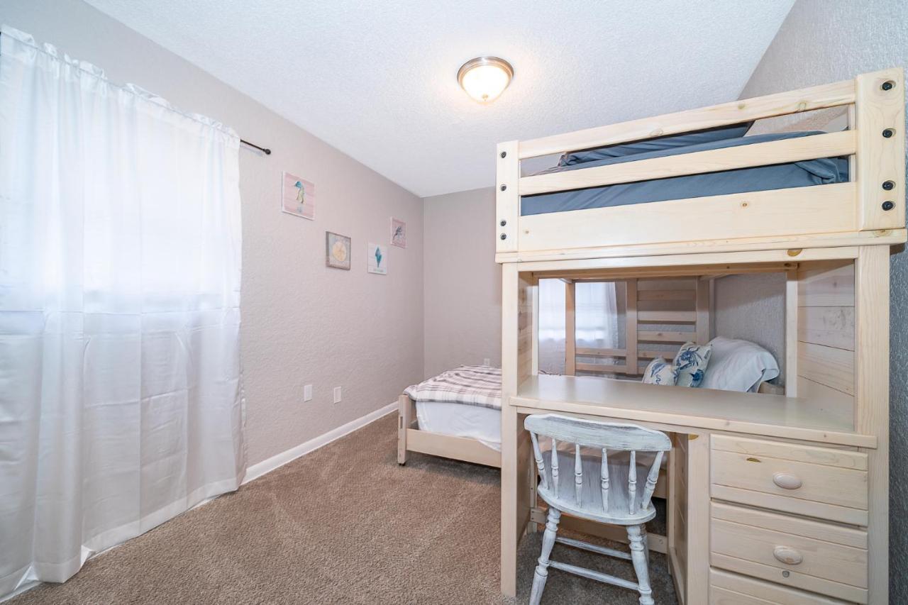 Forever Summer - Entire House! With King Bed! Clearwater Exterior photo